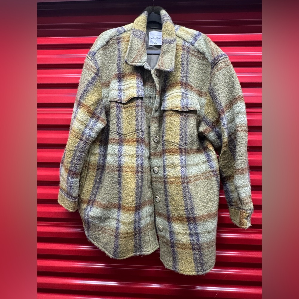 Wilfred Free Shacket